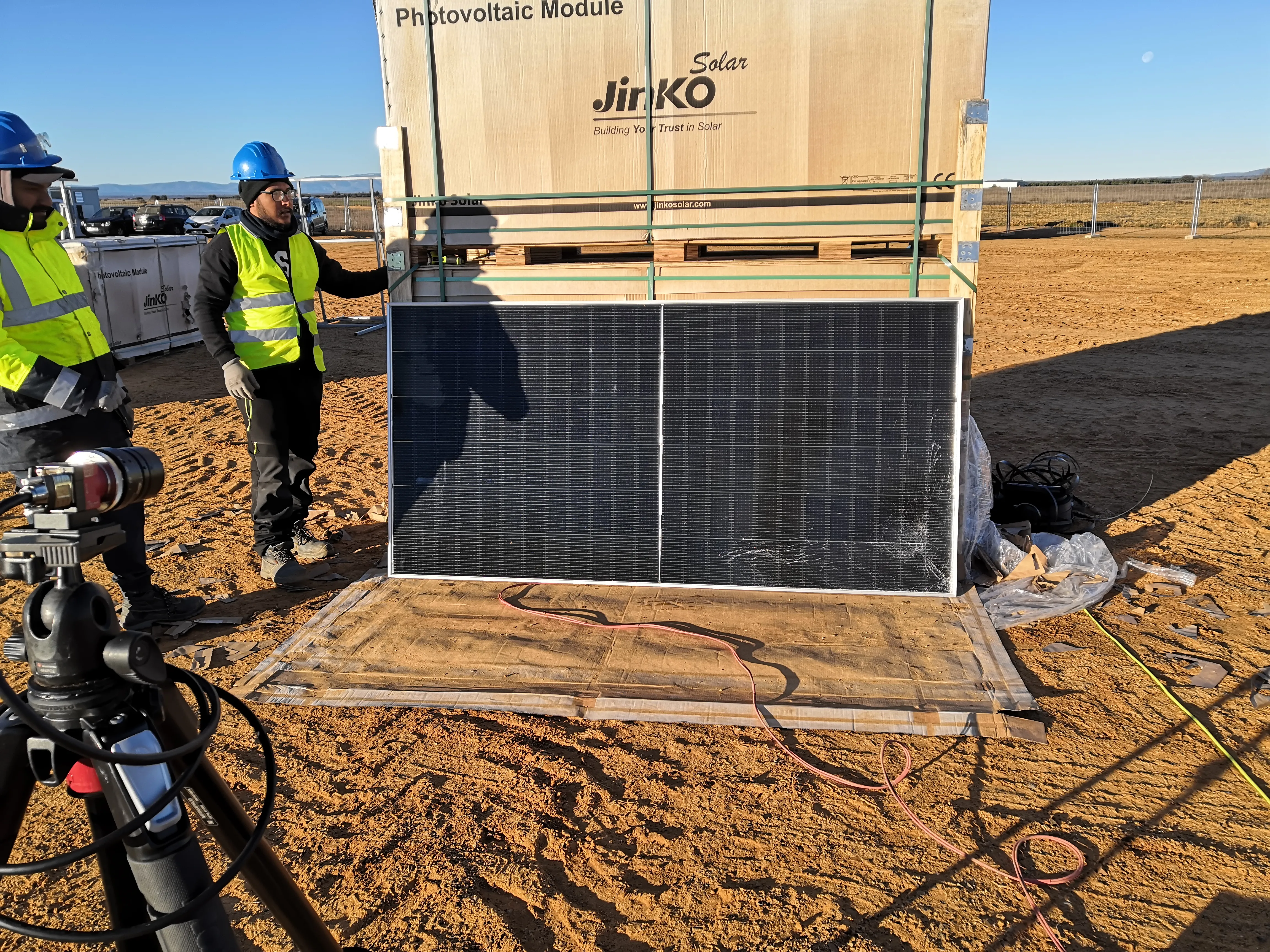 Daylight Electroluminescence inspection of a PV-Module with a broken glass